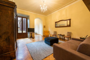Duomo Luxury House by Mmega Florence